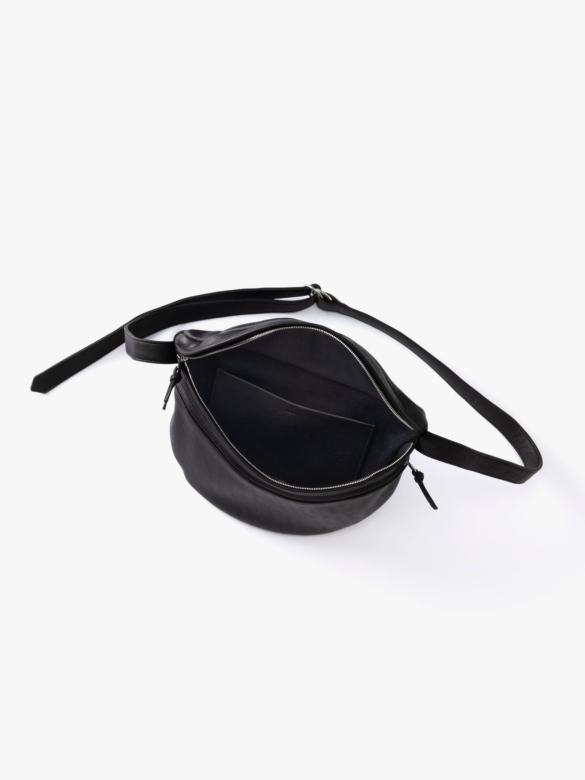 SHOULDER POUCH : M – Aeta store