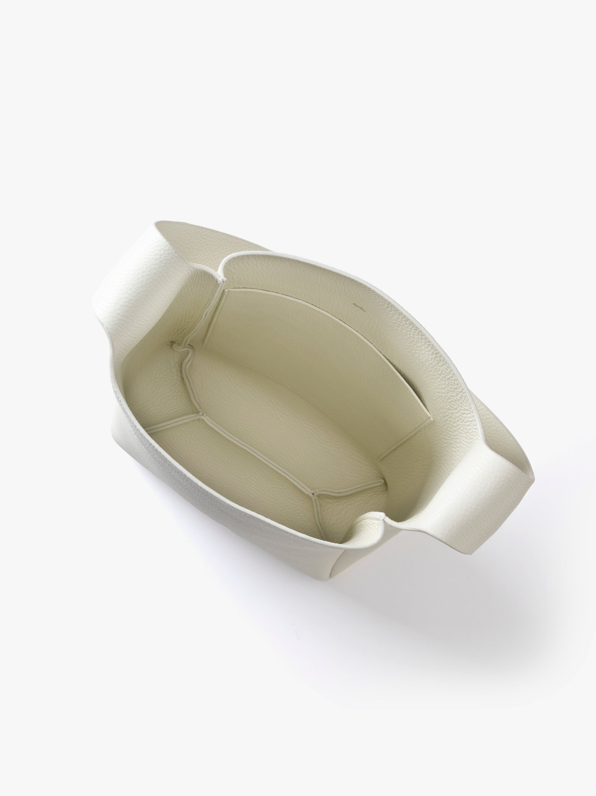 Aetaアエタ　SHOULDER・S・ オフホワイト Aetaアエタ SHOULDER・S・ オフホワイト Aeta(アエタ)のSHOULDER